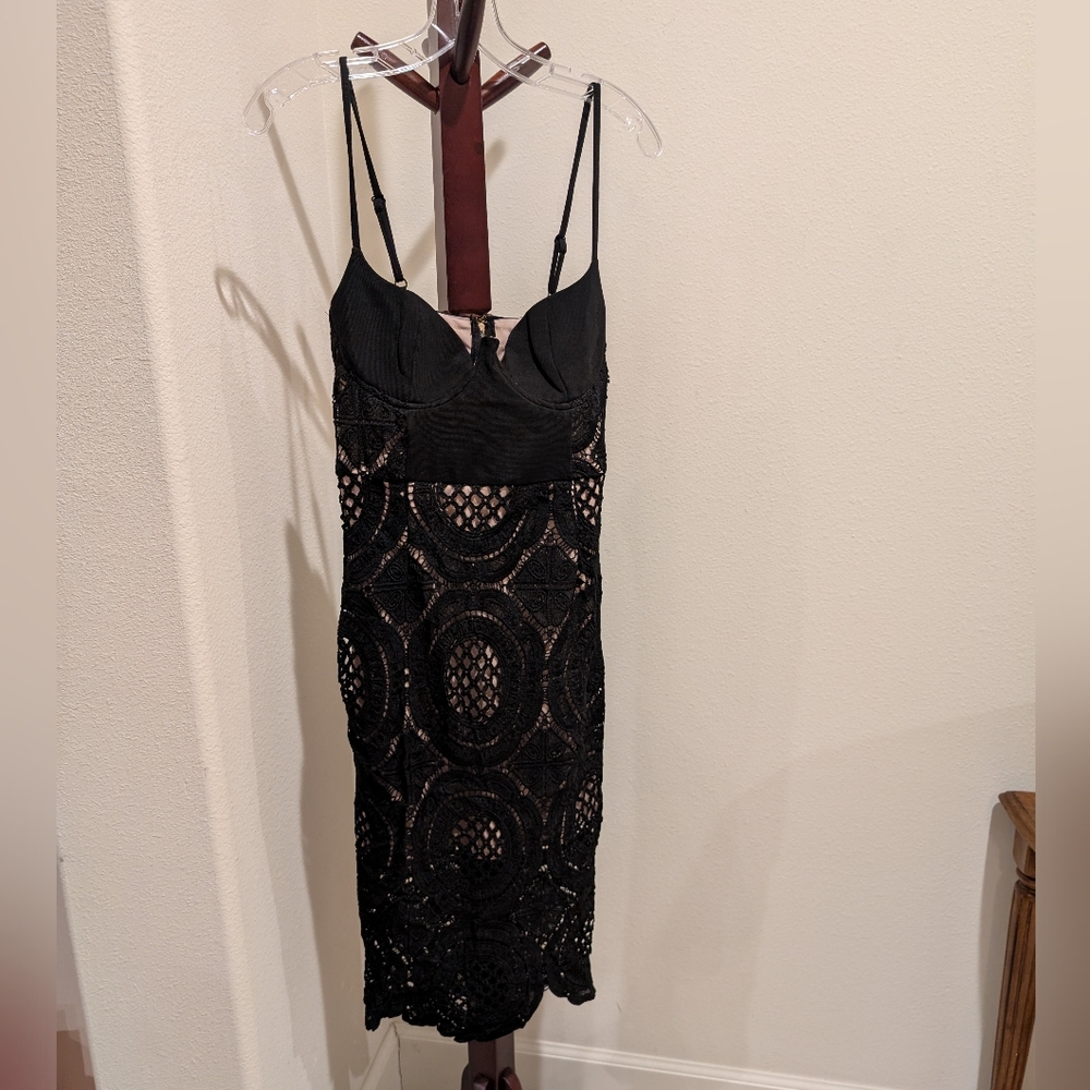 J Lux Label Black Lace Spaghetti Strap Plunge Dress, Size M - NEW - Picture 13 of 13